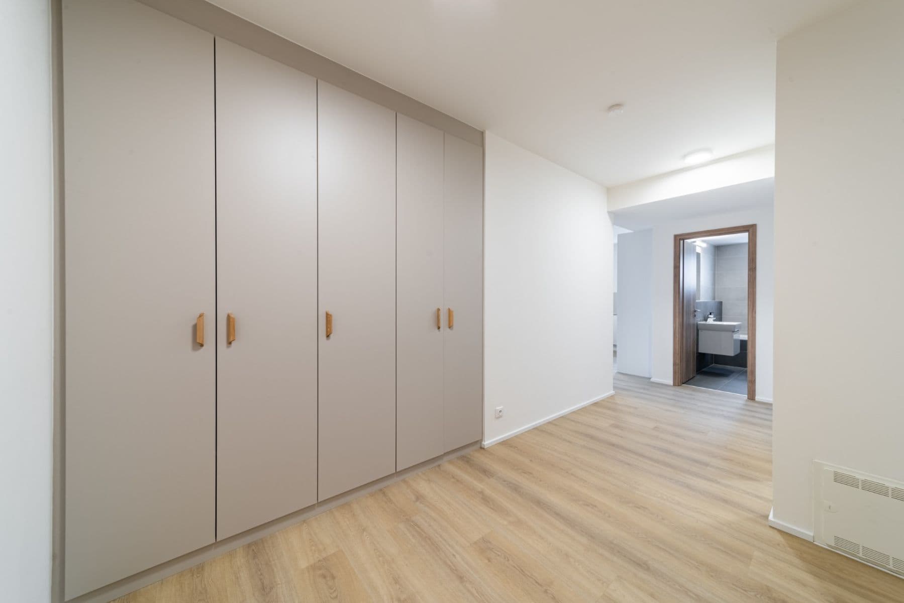 Pronájem bytu 2+1 50 m², U Pergamenky, Praha, Praha Pronájem bytu 2+1 50 m², U Pergamenky, Praha, Praha