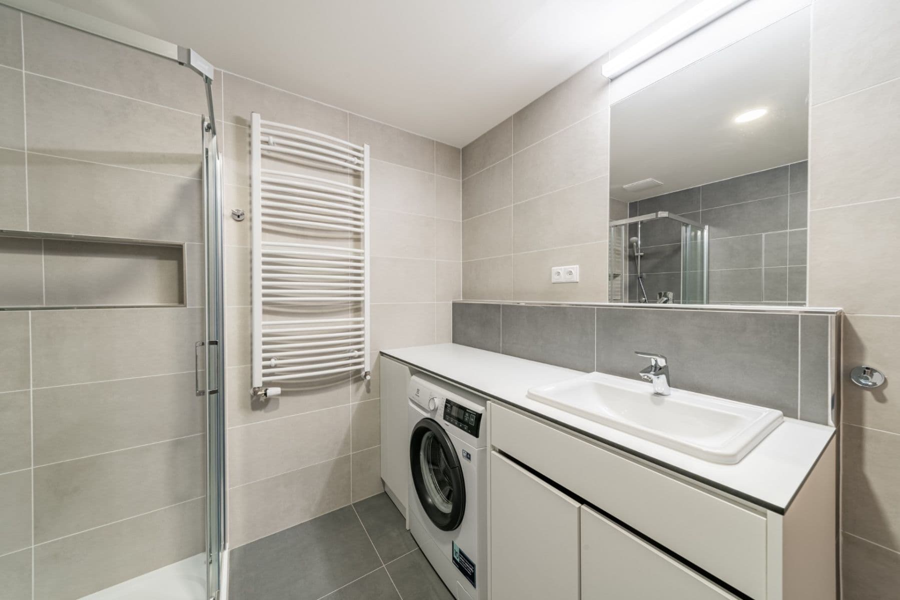 Pronájem bytu 2+1 50 m², U Pergamenky, Praha, Praha Pronájem bytu 2+1 50 m², U Pergamenky, Praha, Praha