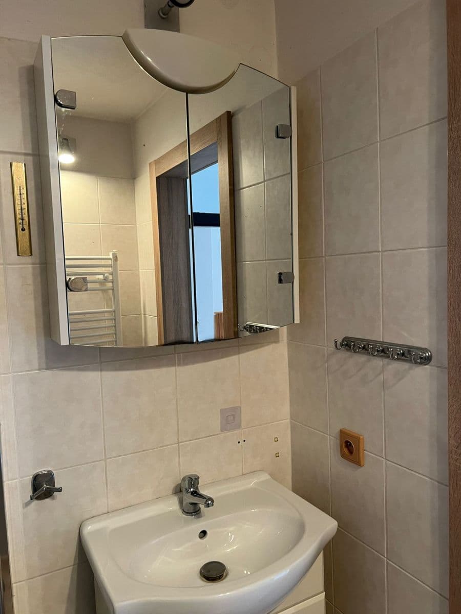 Pronájem domu 110 m², pozemek 470 m², Určice, Olomoucký kraj Pronájem domu 110 m², pozemek 470 m², Určice, Olomoucký kraj