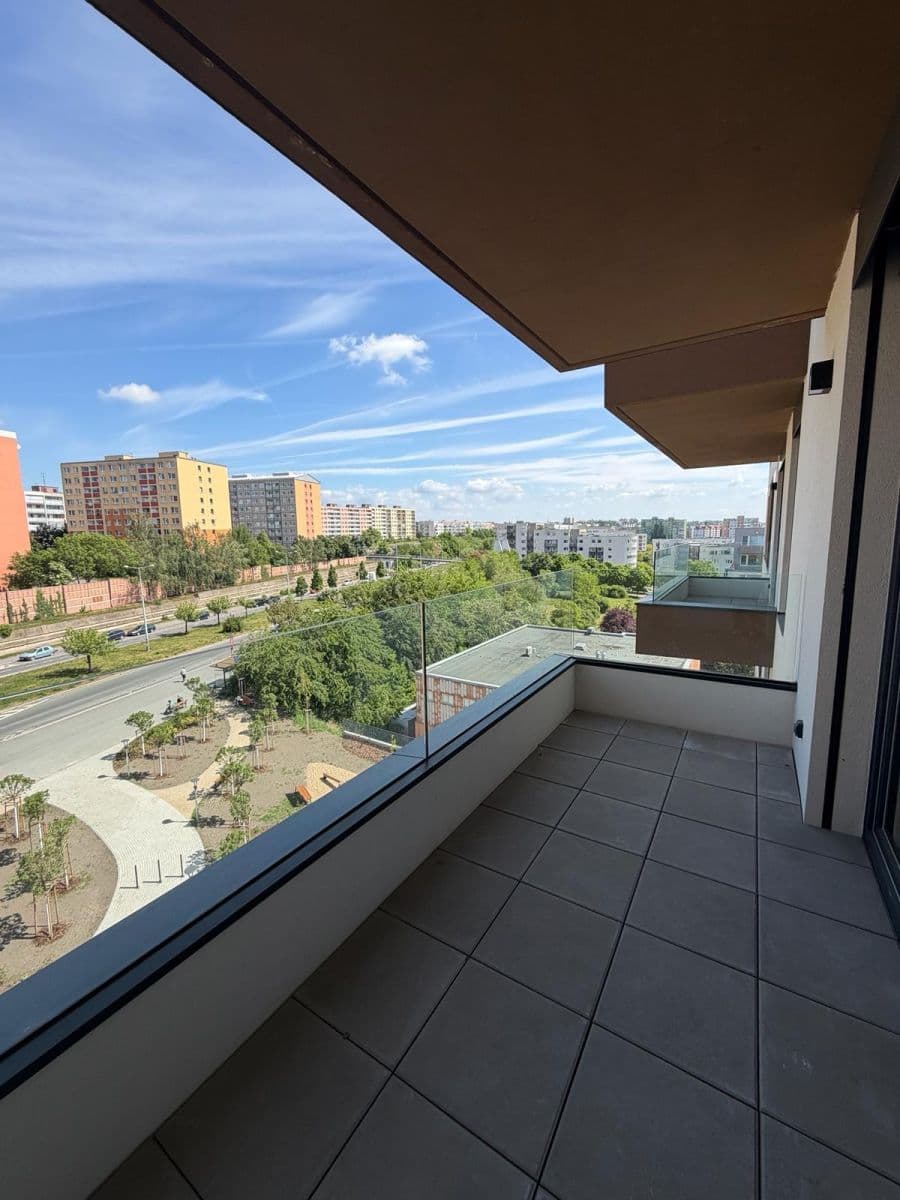 Pronájem bytu 1+kk 43 m², Arnošta Valenty, Praha, Praha Pronájem bytu 1+kk 43 m², Arnošta Valenty, Praha, Praha