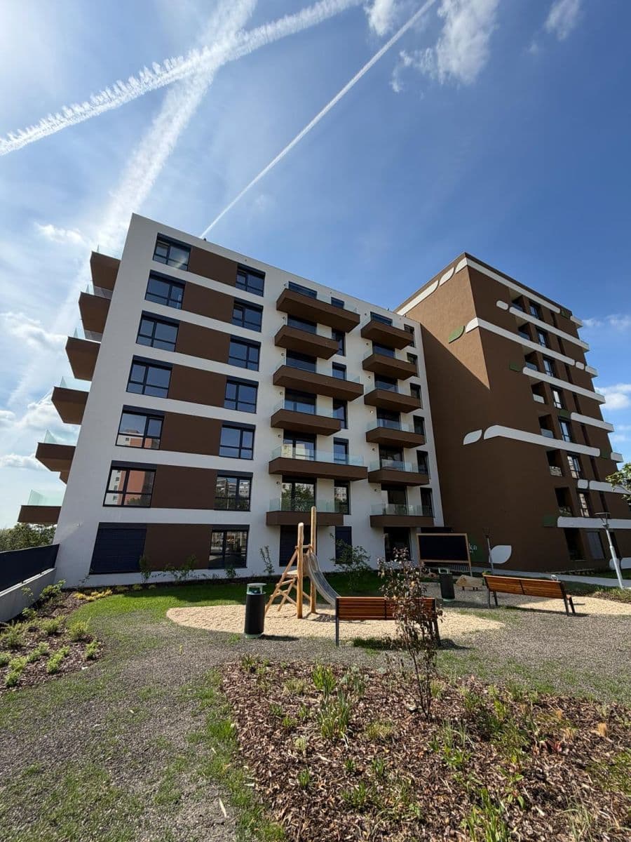 Pronájem bytu 1+kk 43 m², Arnošta Valenty, Praha, Praha Pronájem bytu 1+kk 43 m², Arnošta Valenty, Praha, Praha