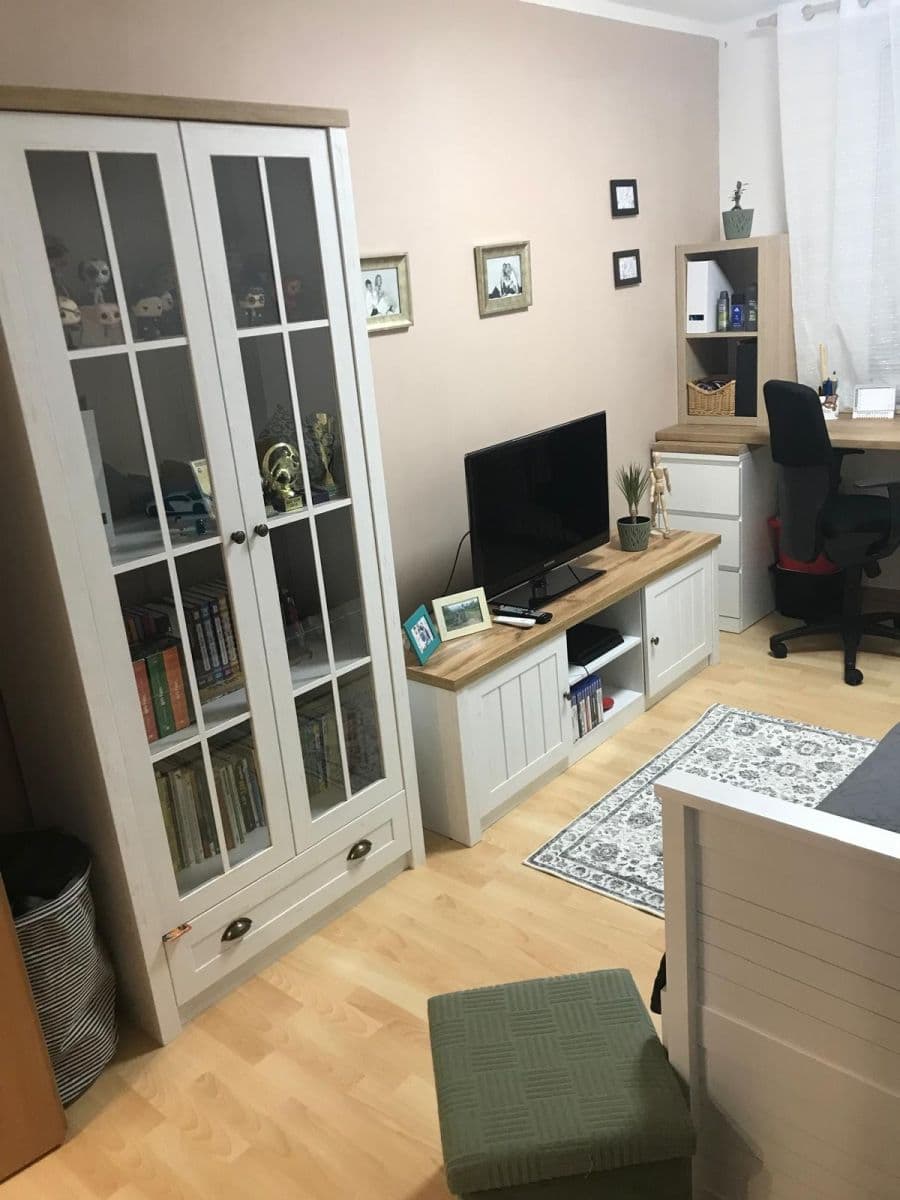 Pronájem bytu 3+1 82 m², Levského, Praha, Praha Pronájem bytu 3+1 82 m², Levského, Praha, Praha
