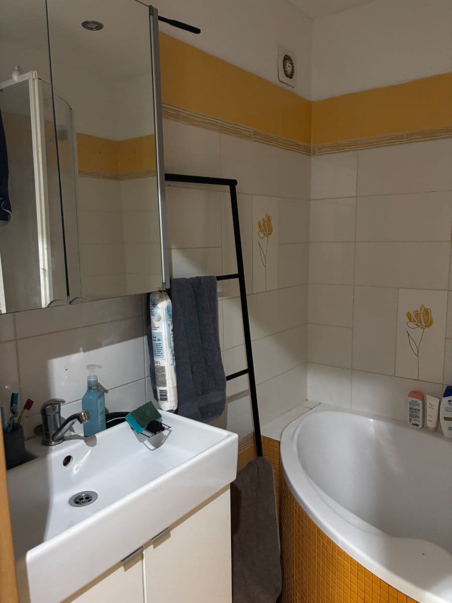 Pronájem bytu 3+1 82 m², Levského, Praha, Praha Pronájem bytu 3+1 82 m², Levského, Praha, Praha