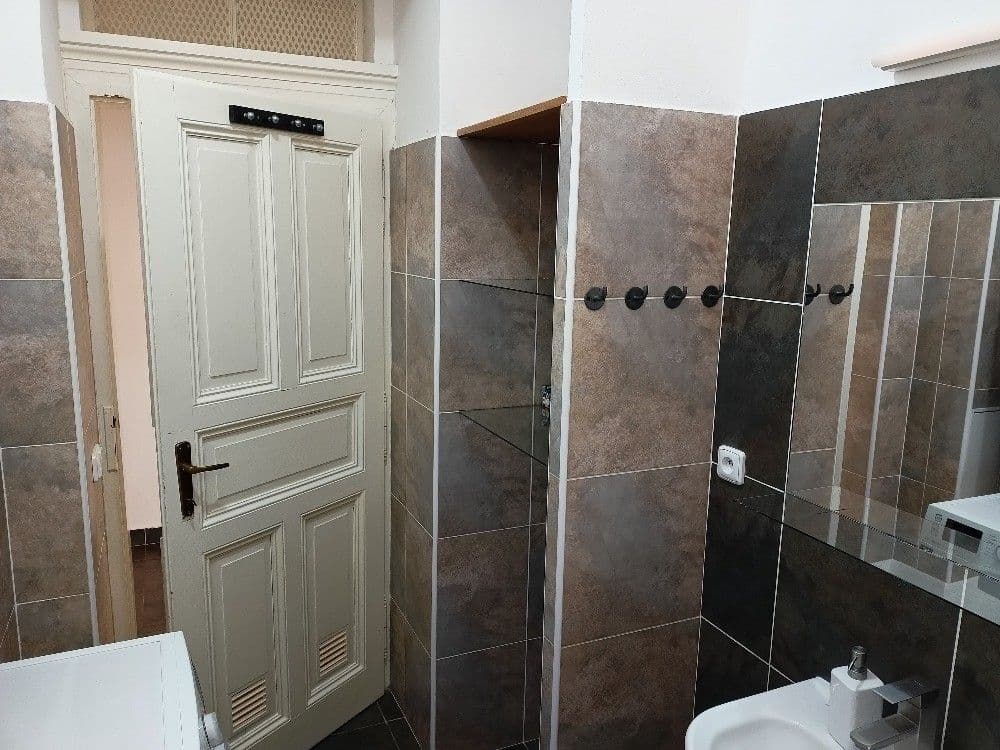 Pronájem bytu 4+1 137 m², Křemencova, Praha, Praha Pronájem bytu 4+1 137 m², Křemencova, Praha, Praha