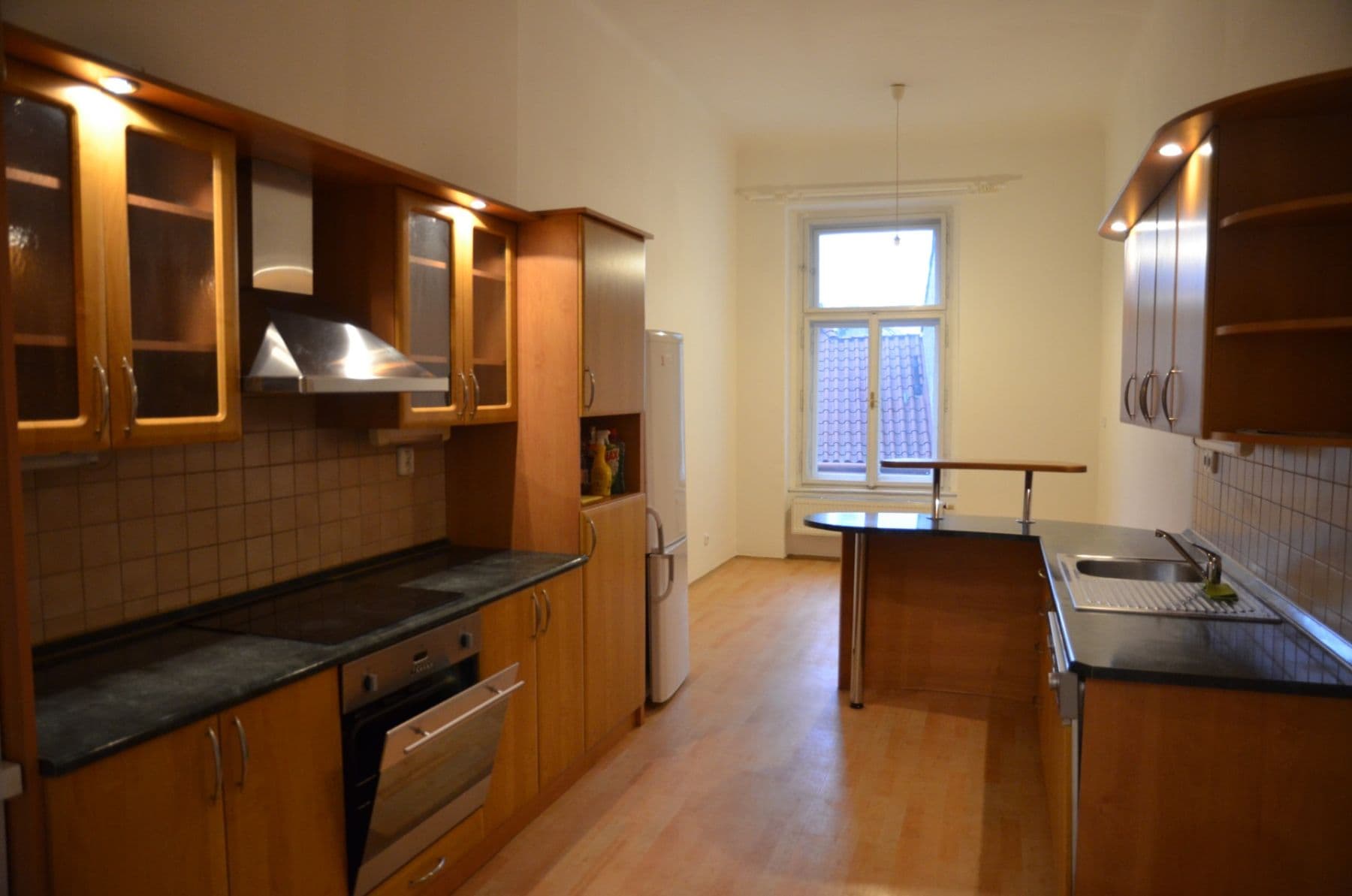 Pronájem bytu 3+1 110 m², Navrátilova, Praha, Praha Pronájem bytu 3+1 110 m², Navrátilova, Praha, Praha
