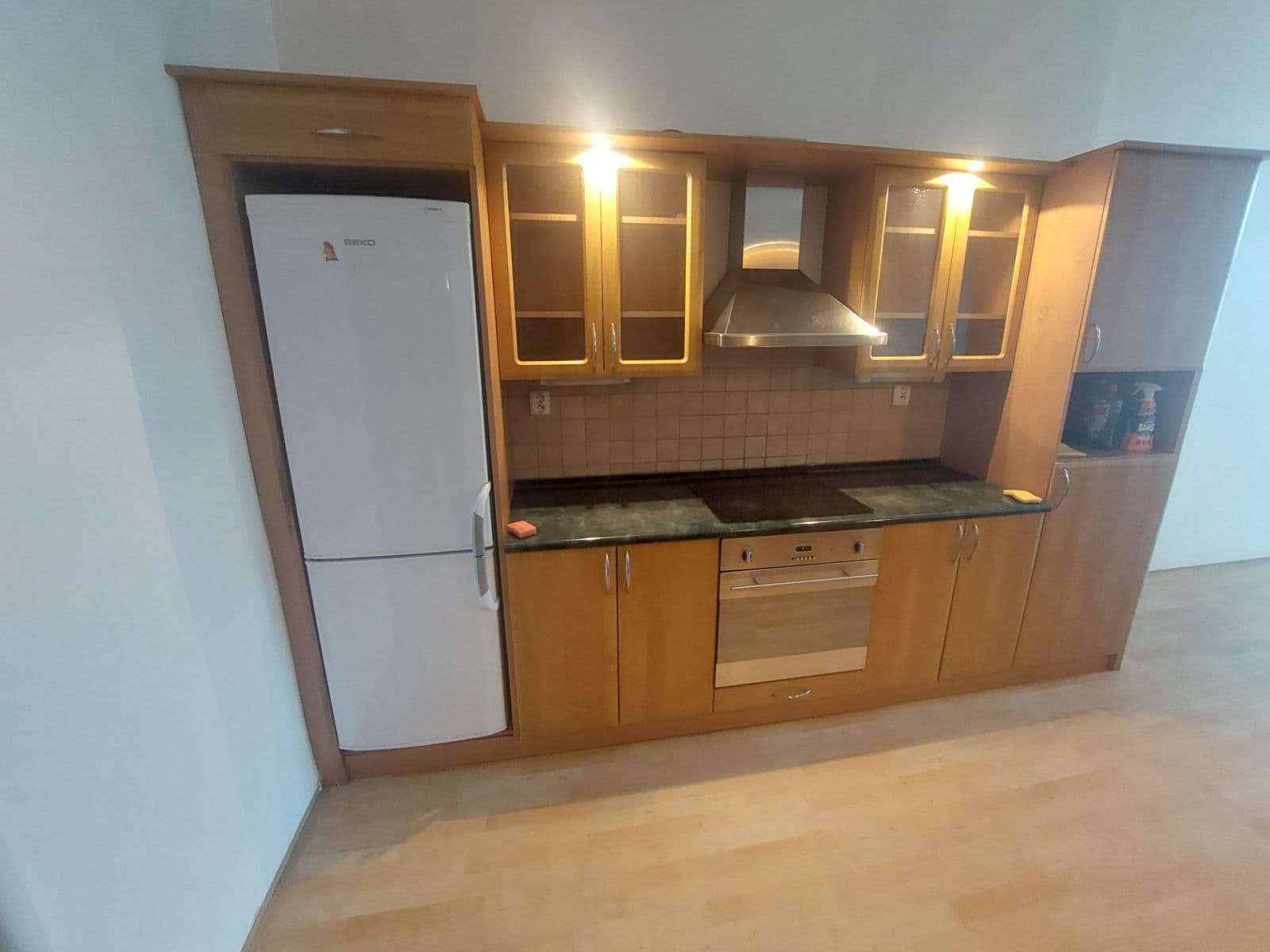 Pronájem bytu 3+1 110 m², Navrátilova, Praha, Praha Pronájem bytu 3+1 110 m², Navrátilova, Praha, Praha