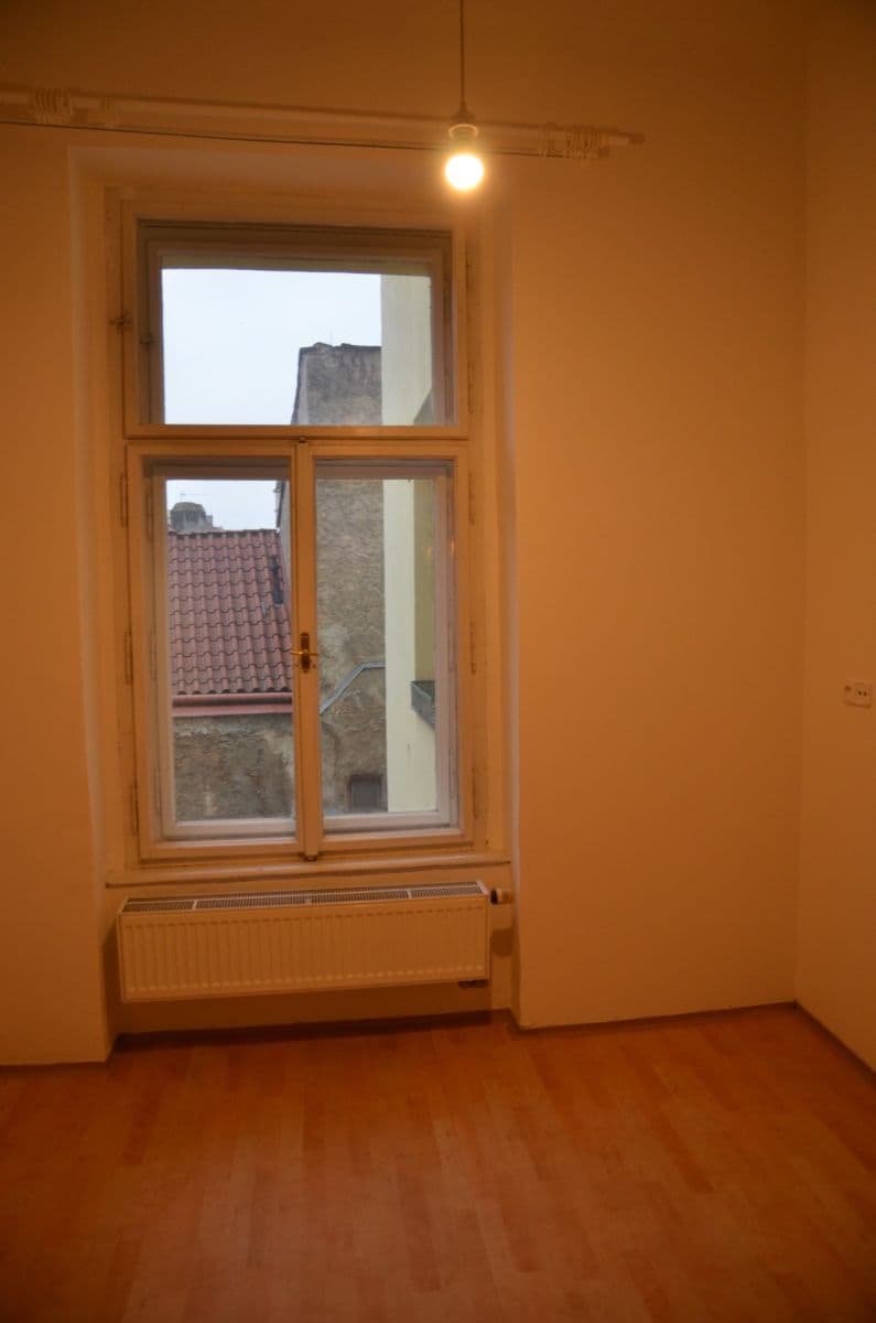 Pronájem bytu 3+1 110 m², Navrátilova, Praha, Praha Pronájem bytu 3+1 110 m², Navrátilova, Praha, Praha