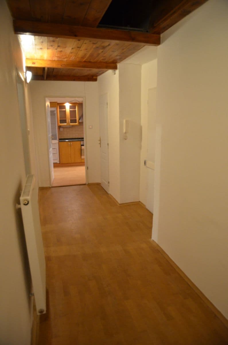 Pronájem bytu 3+1 110 m², Navrátilova, Praha, Praha Pronájem bytu 3+1 110 m², Navrátilova, Praha, Praha