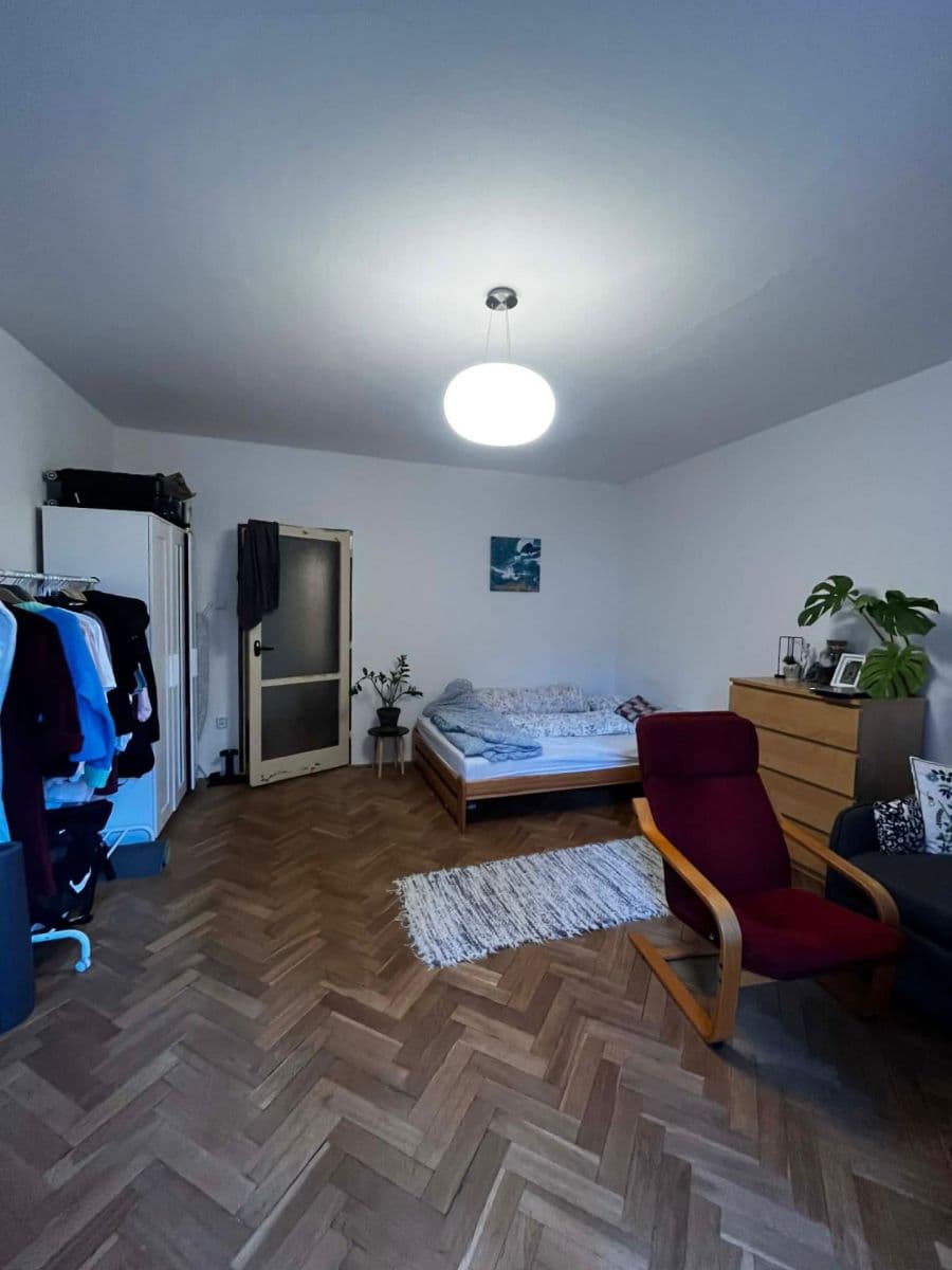 Pronájem bytu 1+1 39 m², náměstí SNP, Brno, Jihomoravský kraj Pronájem bytu 1+1 39 m², náměstí SNP, Brno, Jihomoravský kraj