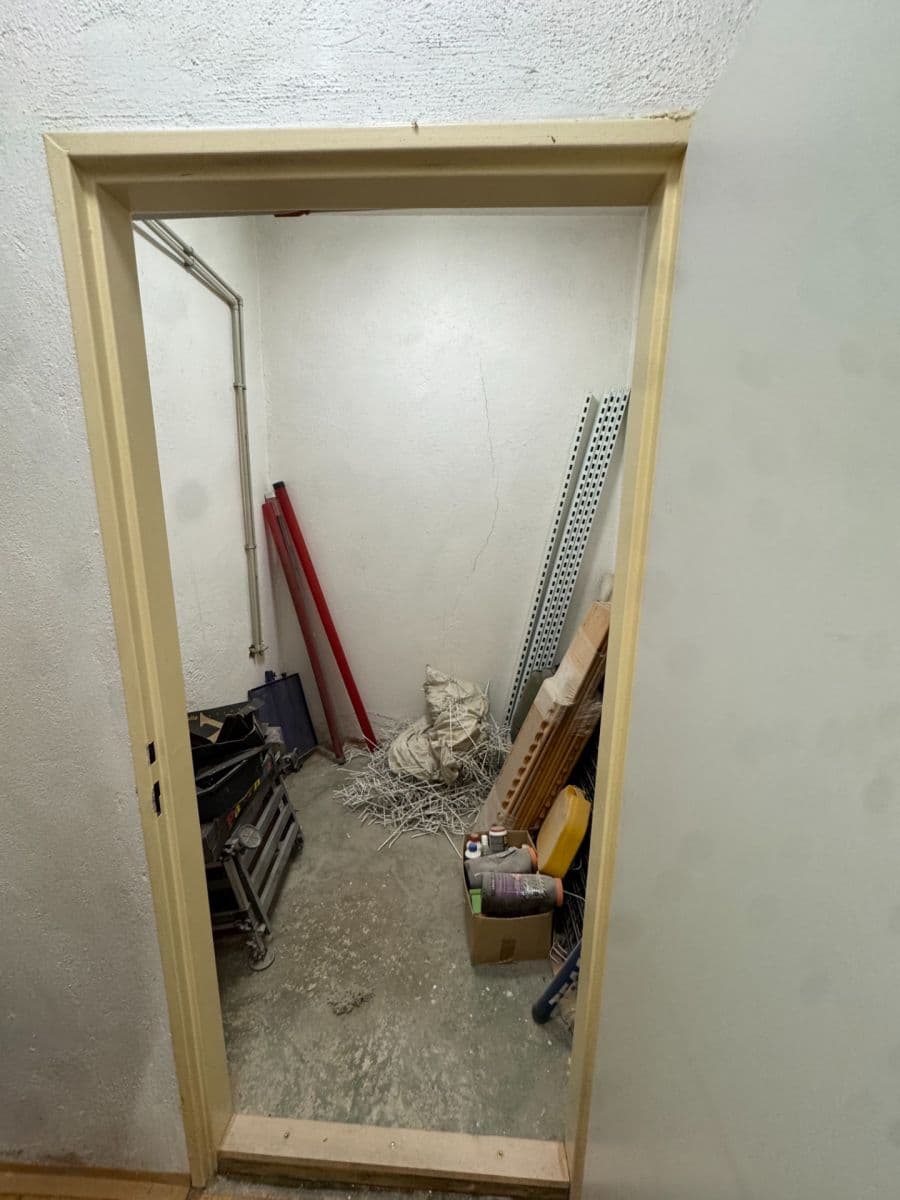 Pronájem nebytového prostoru 24 m², Brechtova, Praha, Praha Pronájem nebytového prostoru 24 m², Brechtova, Praha, Praha