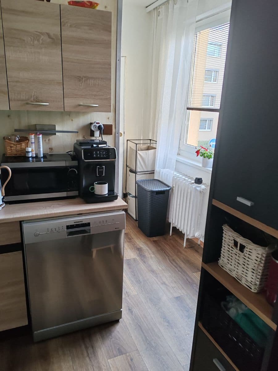 Pronájem bytu 3+1 68 m², Mazánkova, Ústí nad Orlicí, Pardubický kraj Pronájem bytu 3+1 68 m², Mazánkova, Ústí nad Orlicí, Pardubický kraj