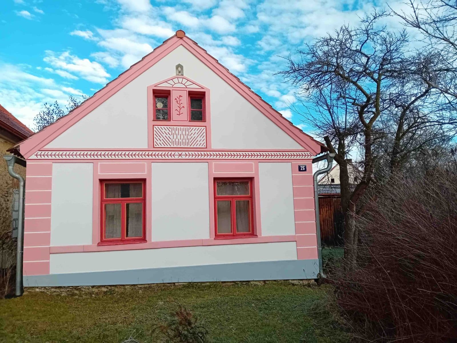 Prodej domu 73 m², pozemek 495 m², Mojné, Jihočeský kraj Prodej domu 73 m², pozemek 495 m², Mojné, Jihočeský kraj