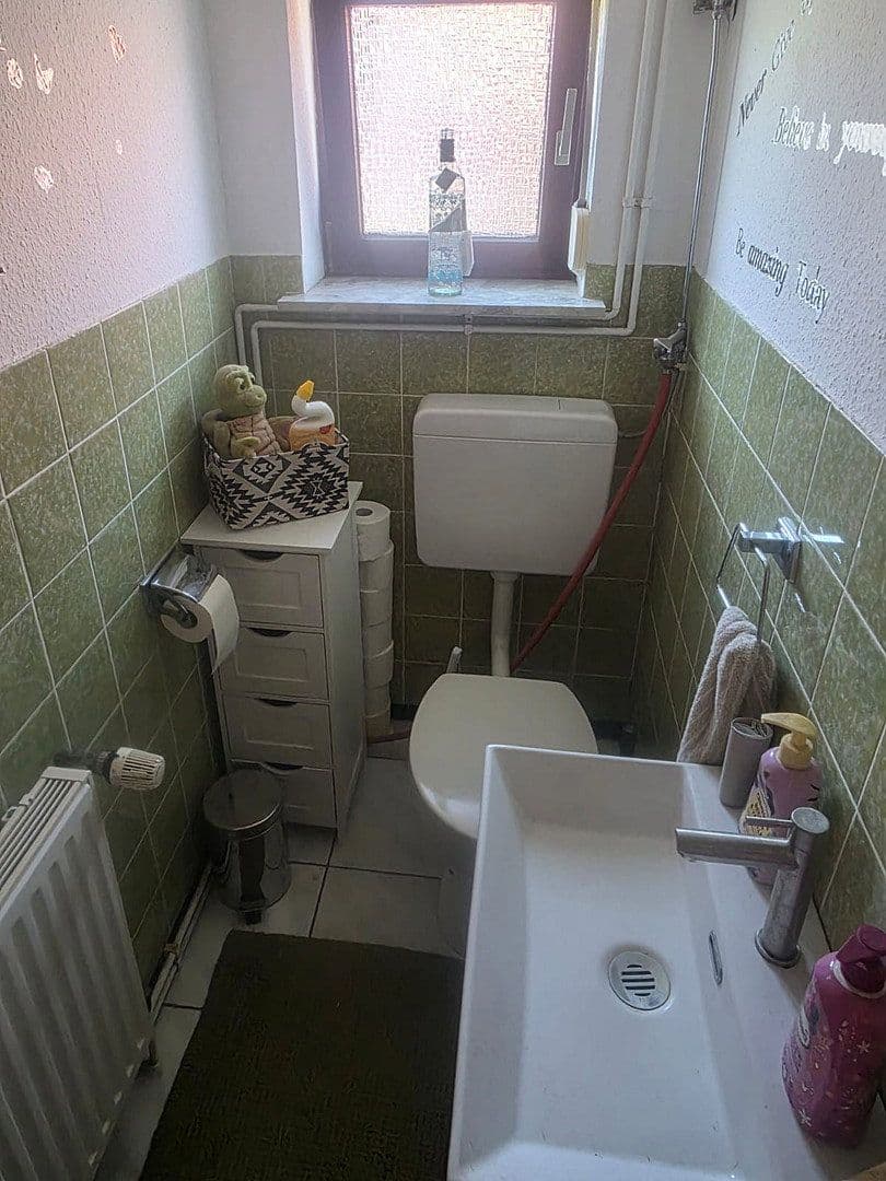 Prodej domu 250 m², pozemek 1.531 m², Berliner Straße 73a, Hann. Münden, Dolní Sasko Prodej domu 250 m², pozemek 1.531 m², Berliner Straße 73a, Hann. Münden, Dolní Sasko