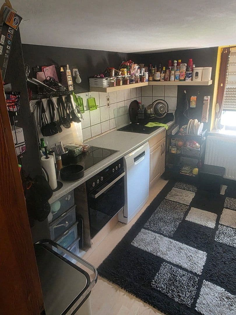 Prodej domu 250 m², pozemek 1.531 m², Berliner Straße 73a, Hann. Münden, Dolní Sasko Prodej domu 250 m², pozemek 1.531 m², Berliner Straße 73a, Hann. Münden, Dolní Sasko