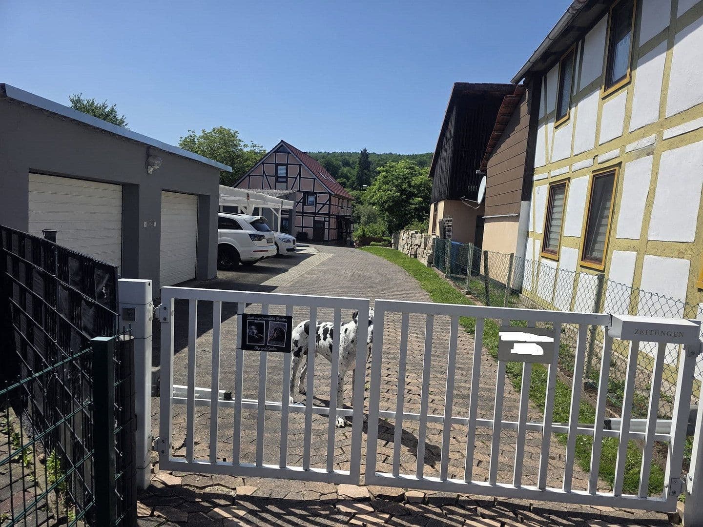 Prodej domu 250 m², pozemek 1.531 m², Berliner Straße 73a, Hann. Münden, Dolní Sasko Prodej domu 250 m², pozemek 1.531 m², Berliner Straße 73a, Hann. Münden, Dolní Sasko