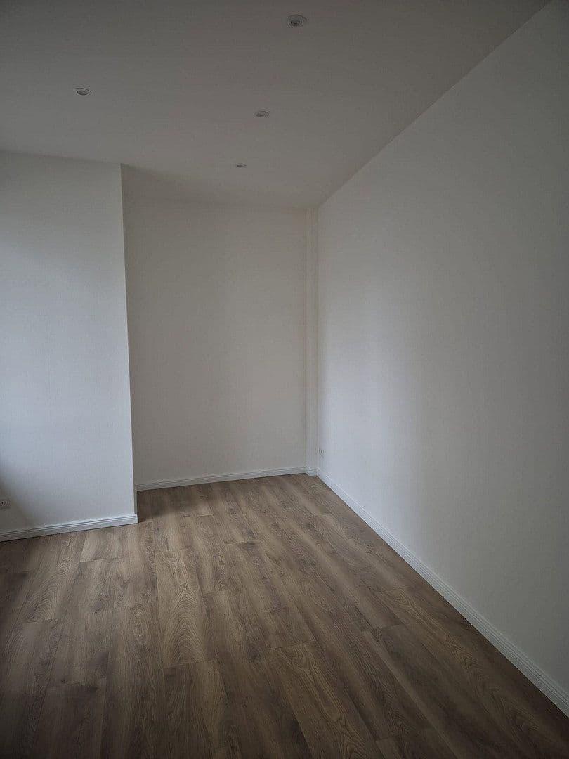 Pronájem bytu 1+1 20 m², Bonn, Severní Porýní-Vestfálsko Pronájem bytu 1+1 20 m², Bonn, Severní Porýní-Vestfálsko