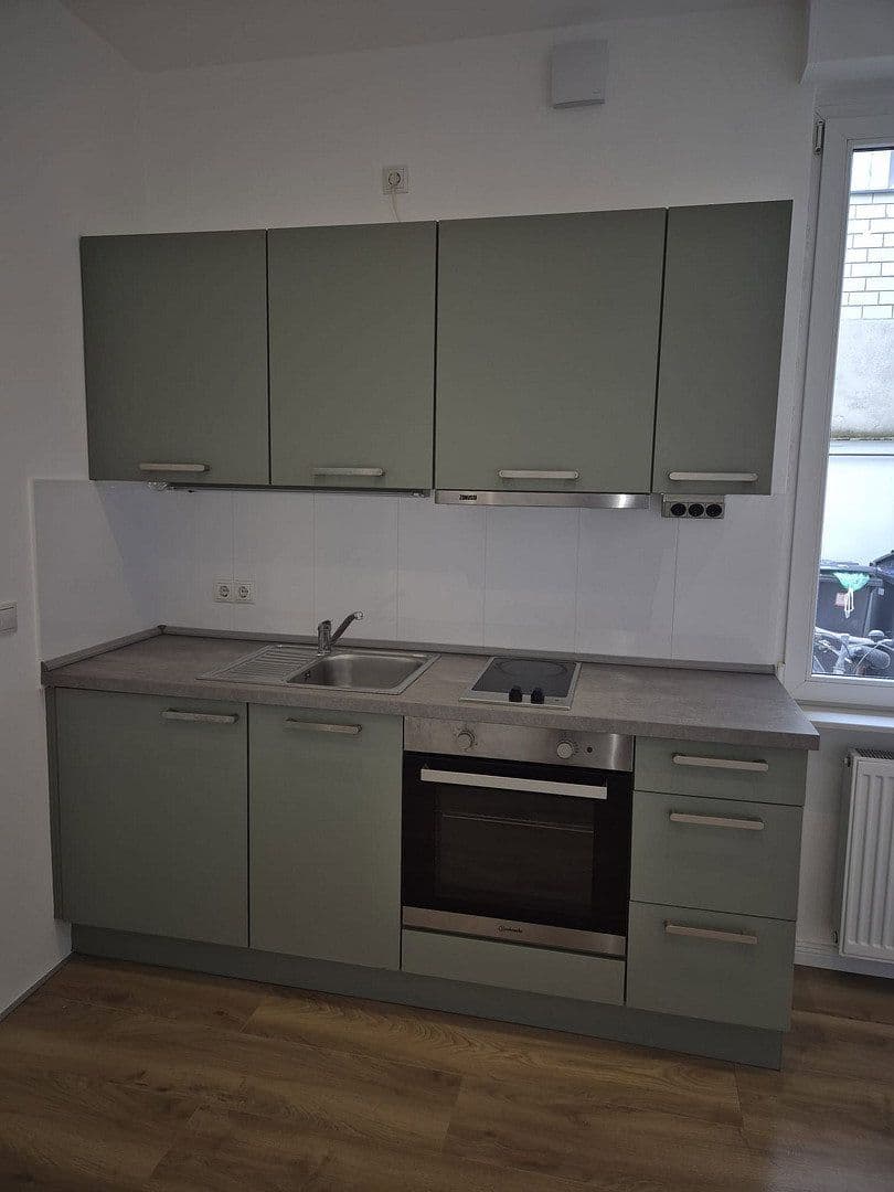 Pronájem bytu 1+1 20 m², Bonn, Severní Porýní-Vestfálsko Pronájem bytu 1+1 20 m², Bonn, Severní Porýní-Vestfálsko