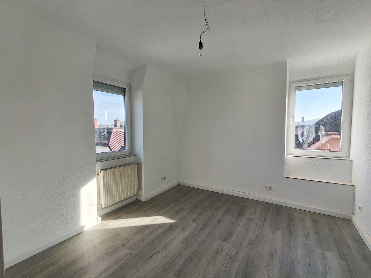 Pronájem bytu 3+1 62 m², Brückenstraße 55, Stuttgart, Bádensko-Württembersko Pronájem bytu 3+1 62 m², Brückenstraße 55, Stuttgart, Bádensko-Württembersko