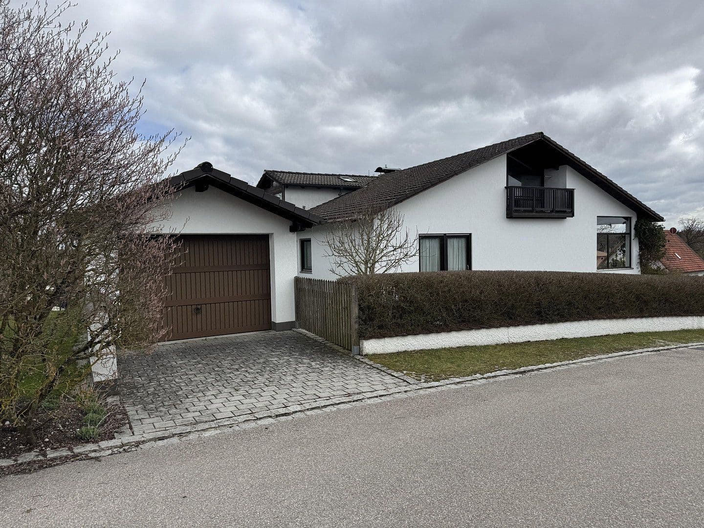 Pronájem bytu 2+kk 67 m², Ludwigstraße 25, Gammeldorf, Bavorsko Pronájem bytu 2+kk 67 m², Ludwigstraße 25, Gammeldorf, Bavorsko
