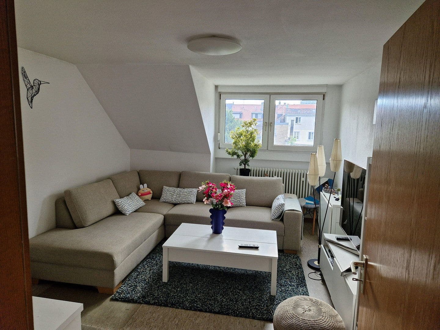 Pronájem bytu 2+1 49 m², Hirschstr. 36, Karlsruhe, Bádensko-Württembersko Pronájem bytu 2+1 49 m², Hirschstr. 36, Karlsruhe, Bádensko-Württembersko