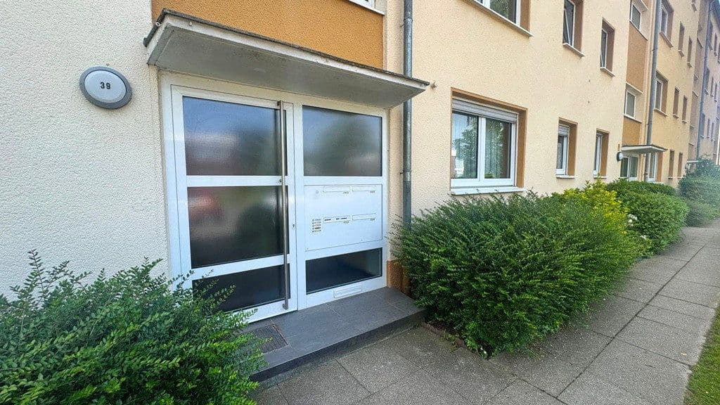 Prodej bytu 4+1 94 m², Niederdonker Straße 39, Düsseldorf, Severní Porýní-Vestfálsko Prodej bytu 4+1 94 m², Niederdonker Straße 39, Düsseldorf, Severní Porýní-Vestfálsko