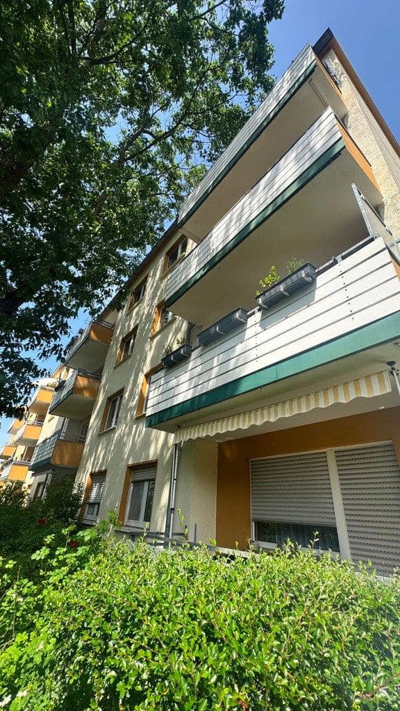 Prodej bytu 4+1 94 m², Niederdonker Straße 39, Düsseldorf, Severní Porýní-Vestfálsko Prodej bytu 4+1 94 m², Niederdonker Straße 39, Düsseldorf, Severní Porýní-Vestfálsko