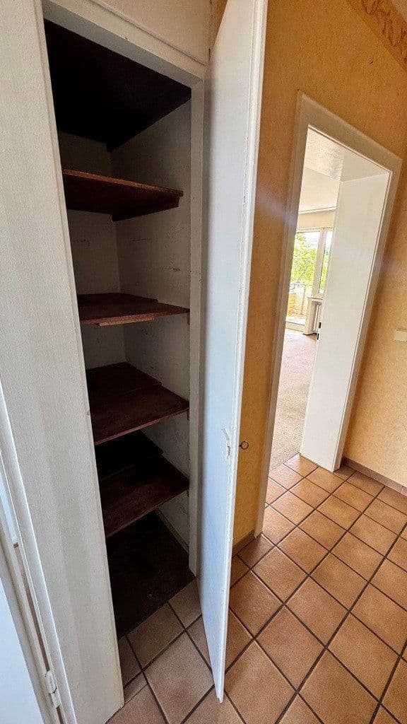 Prodej bytu 4+1 94 m², Niederdonker Straße 39, Düsseldorf, Severní Porýní-Vestfálsko Prodej bytu 4+1 94 m², Niederdonker Straße 39, Düsseldorf, Severní Porýní-Vestfálsko