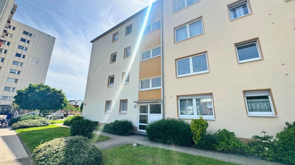 Prodej bytu 4+1 94 m², Niederdonker Straße 39, Düsseldorf, Severní Porýní-Vestfálsko Prodej bytu 4+1 94 m², Niederdonker Straße 39, Düsseldorf, Severní Porýní-Vestfálsko