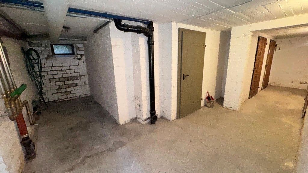 Prodej bytu 4+1 94 m², Niederdonker Straße 39, Düsseldorf, Severní Porýní-Vestfálsko Prodej bytu 4+1 94 m², Niederdonker Straße 39, Düsseldorf, Severní Porýní-Vestfálsko