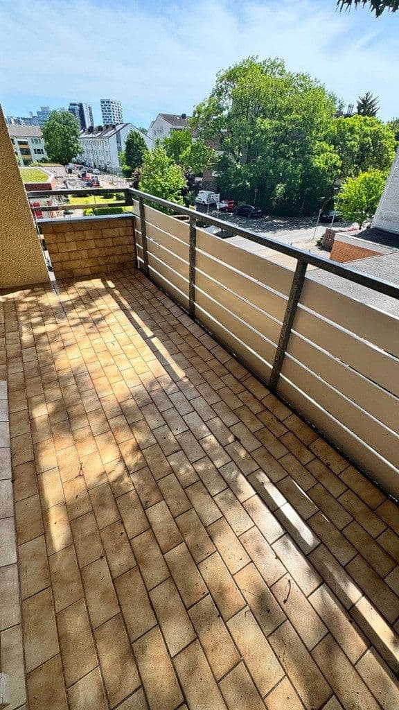 Prodej bytu 4+1 94 m², Niederdonker Straße 39, Düsseldorf, Severní Porýní-Vestfálsko Prodej bytu 4+1 94 m², Niederdonker Straße 39, Düsseldorf, Severní Porýní-Vestfálsko