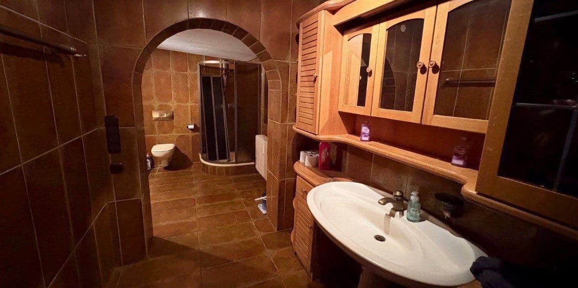 Prodej domu 198 m², pozemek 1.240 m², Aseler Straße 5, Vöhl, Hessen Prodej domu 198 m², pozemek 1.240 m², Aseler Straße 5, Vöhl, Hessen