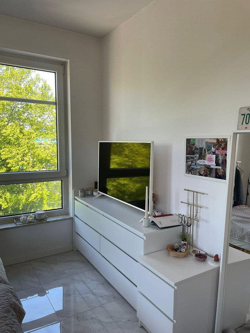 Pronájem bytu 1+1 24 m², Schiffenberger Weg 72, Gießen, Hessen Pronájem bytu 1+1 24 m², Schiffenberger Weg 72, Gießen, Hessen