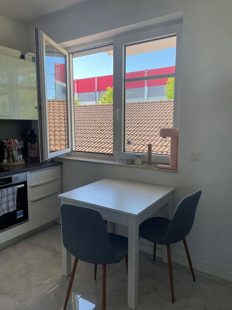 Pronájem bytu 1+1 24 m², Schiffenberger Weg 72, Gießen, Hessen Pronájem bytu 1+1 24 m², Schiffenberger Weg 72, Gießen, Hessen