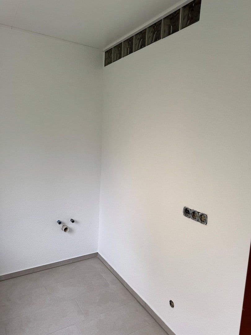 Pronájem bytu 1+1 44 m², Flürlenstrasse 19, Weinsberg, Bádensko-Württembersko Pronájem bytu 1+1 44 m², Flürlenstrasse 19, Weinsberg, Bádensko-Württembersko