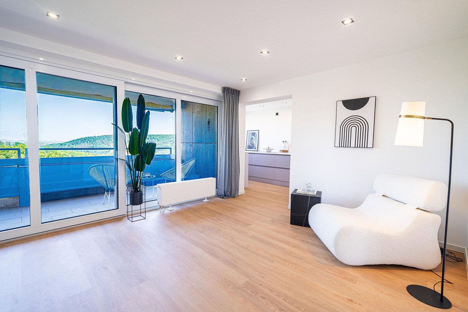 Prodej bytu 3+1 136 m², Am Kurpark 13, Lahnstein, Porýní-Falc Prodej bytu 3+1 136 m², Am Kurpark 13, Lahnstein, Porýní-Falc