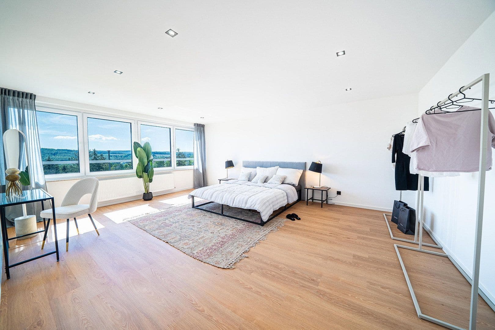 Prodej bytu 3+1 136 m², Am Kurpark 13, Lahnstein, Porýní-Falc Prodej bytu 3+1 136 m², Am Kurpark 13, Lahnstein, Porýní-Falc