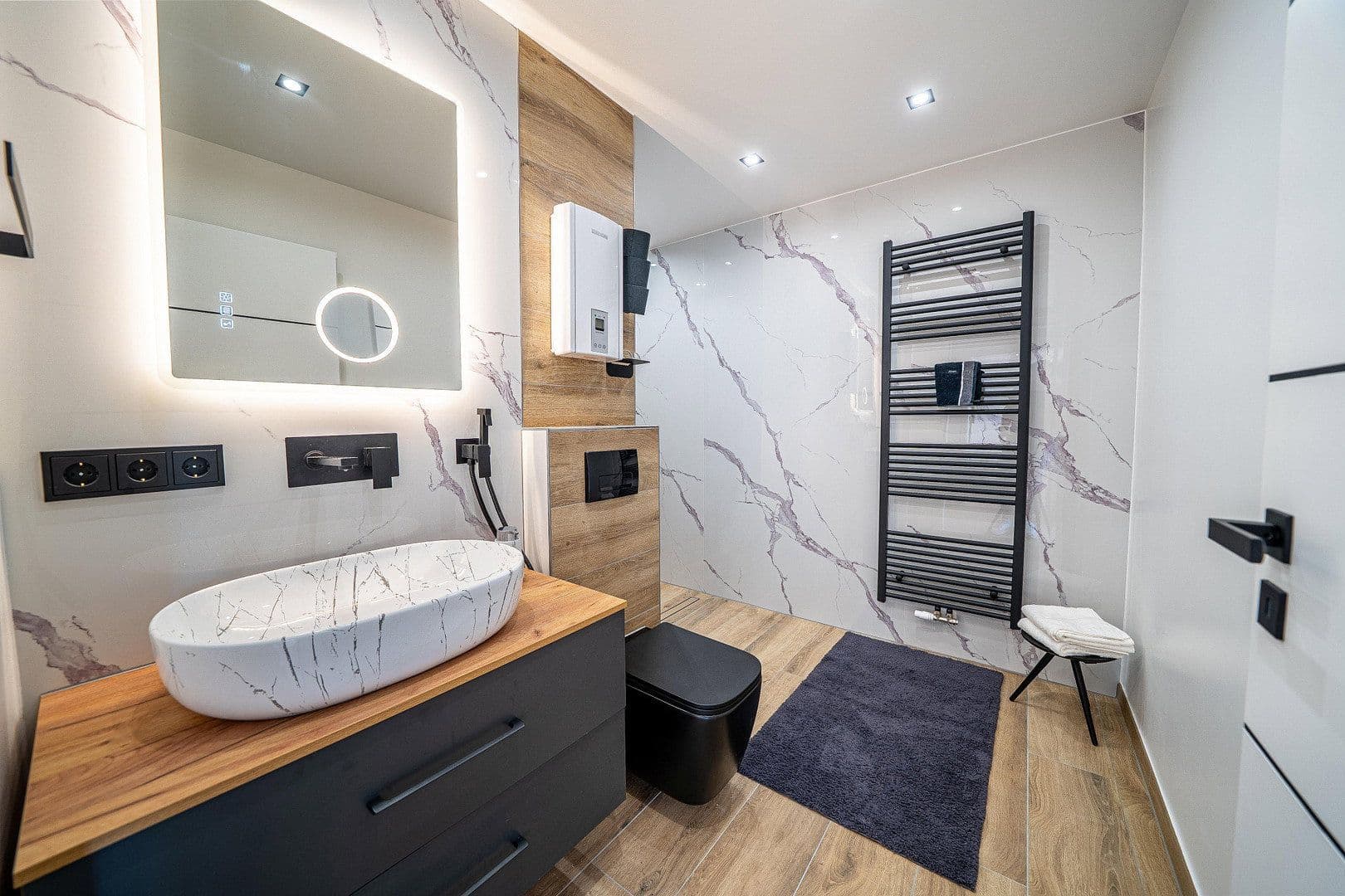 Prodej bytu 3+1 136 m², Am Kurpark 13, Lahnstein, Porýní-Falc Prodej bytu 3+1 136 m², Am Kurpark 13, Lahnstein, Porýní-Falc