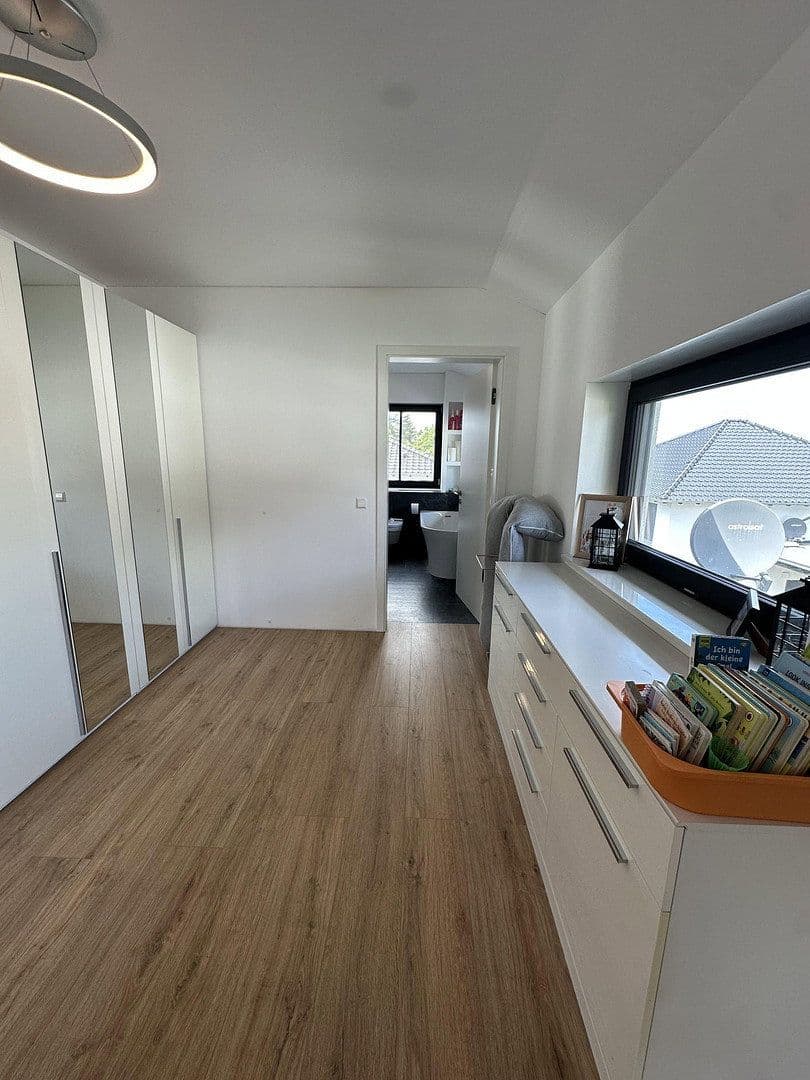 Pronájem domu 180 m², pozemek 500 m², Im Königsfeld 29, Sankt Katharinen, Porýní-Falc Pronájem domu 180 m², pozemek 500 m², Im Königsfeld 29, Sankt Katharinen, Porýní-Falc
