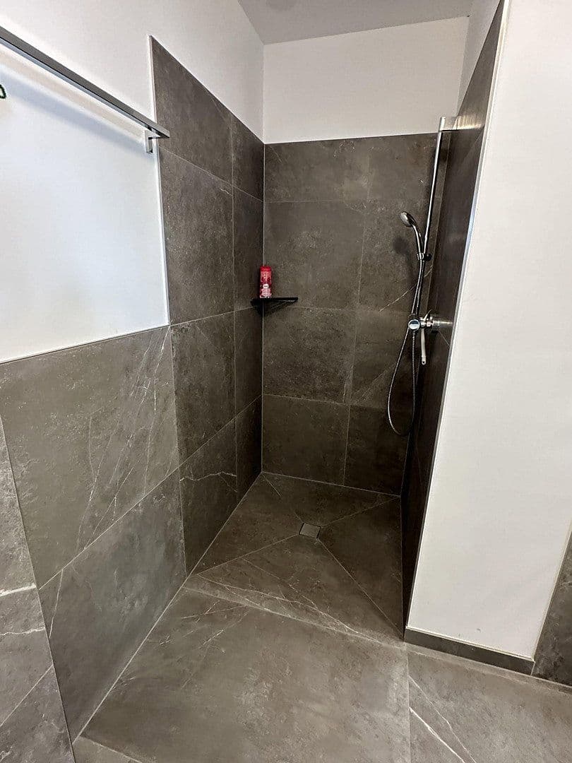 Pronájem domu 180 m², pozemek 500 m², Im Königsfeld 29, Sankt Katharinen, Porýní-Falc Pronájem domu 180 m², pozemek 500 m², Im Königsfeld 29, Sankt Katharinen, Porýní-Falc
