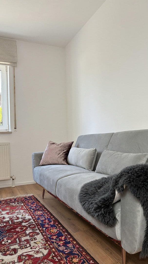 Pronájem bytu 4+kk 93 m², Altmühlstraße 14, Walting, Bavorsko Pronájem bytu 4+kk 93 m², Altmühlstraße 14, Walting, Bavorsko