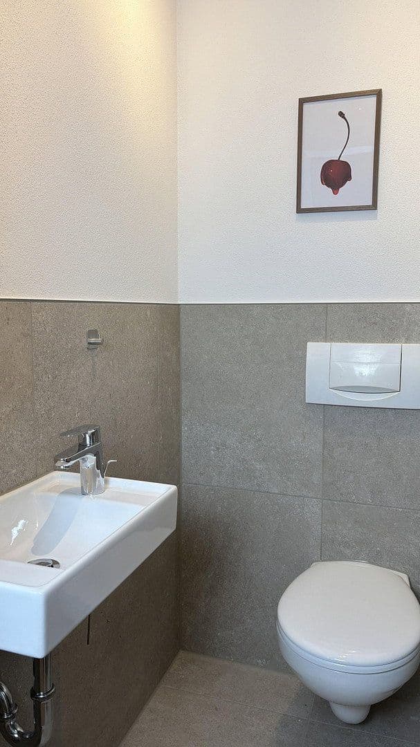 Pronájem bytu 4+kk 93 m², Altmühlstraße 14, Walting, Bavorsko Pronájem bytu 4+kk 93 m², Altmühlstraße 14, Walting, Bavorsko