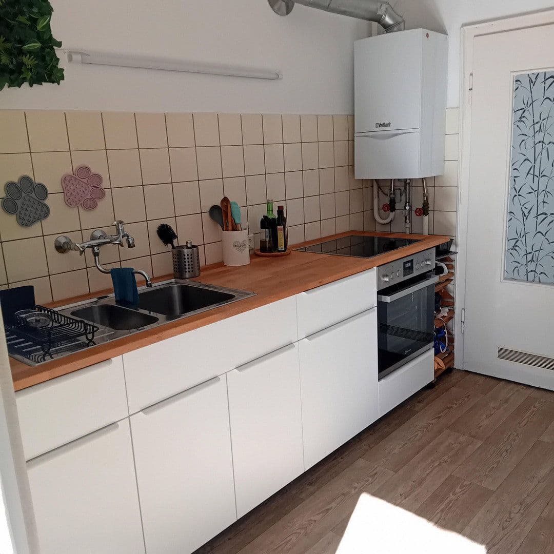 Pronájem bytu 4+1 101 m², Landgraf-Karl-Straße 19, Kassel, Hessen Pronájem bytu 4+1 101 m², Landgraf-Karl-Straße 19, Kassel, Hessen