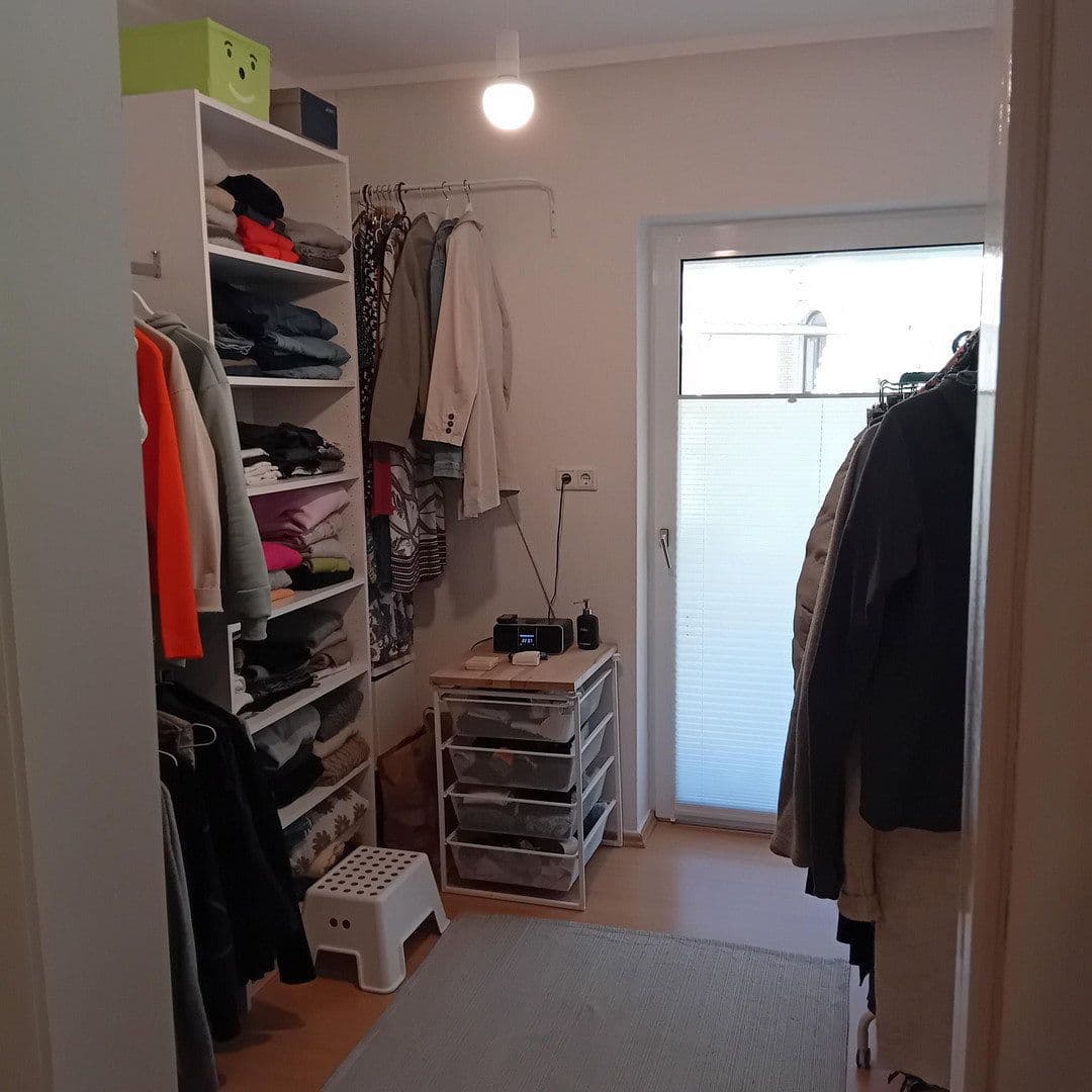 Pronájem bytu 4+1 101 m², Landgraf-Karl-Straße 19, Kassel, Hessen Pronájem bytu 4+1 101 m², Landgraf-Karl-Straße 19, Kassel, Hessen