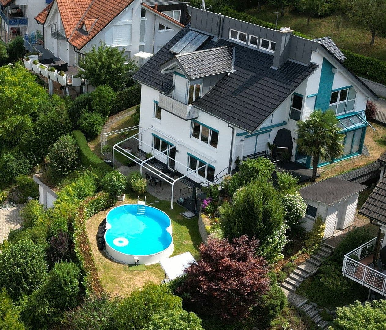 Prodej domu 291 m², pozemek 788 m², Schopfheim, Bádensko-Württembersko Prodej domu 291 m², pozemek 788 m², Schopfheim, Bádensko-Württembersko