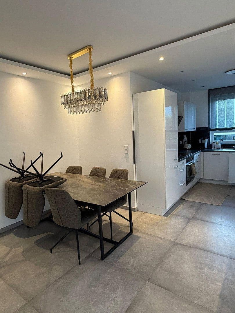 Pronájem bytu 4+1 97 m², Erlensee, Hessen Pronájem bytu 4+1 97 m², Erlensee, Hessen
