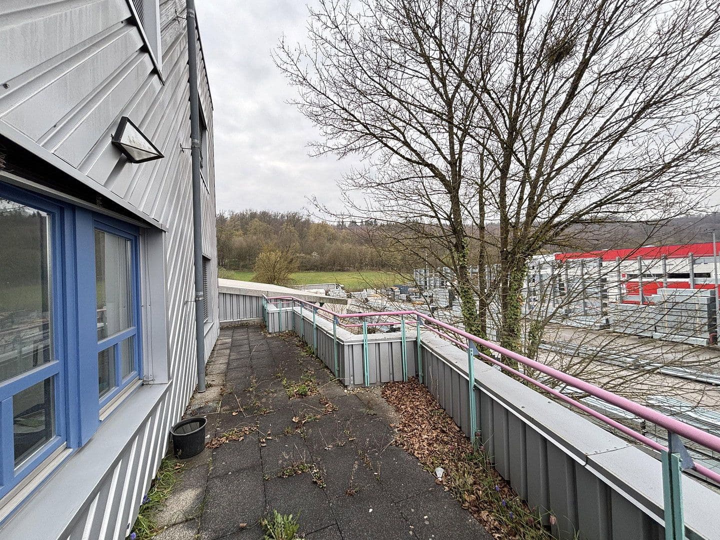 Pronájem bytu 5+kk 185 m², Wolf-Hirth-Straße 10, Esslingen am Neckar, Bádensko-Württembersko Pronájem bytu 5+kk 185 m², Wolf-Hirth-Straße 10, Esslingen am Neckar, Bádensko-Württembersko