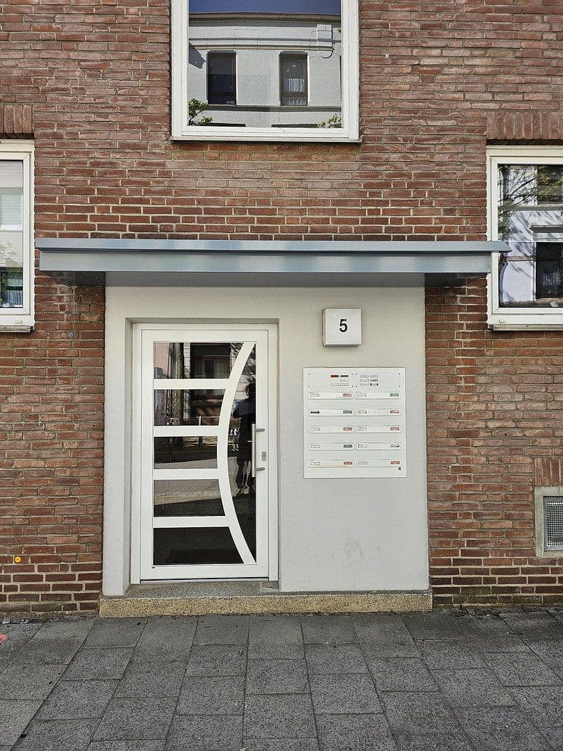 Prodej bytu 1+1 43 m², Gutenbergstraße 5, Bremerhaven, Bremen Prodej bytu 1+1 43 m², Gutenbergstraße 5, Bremerhaven, Bremen
