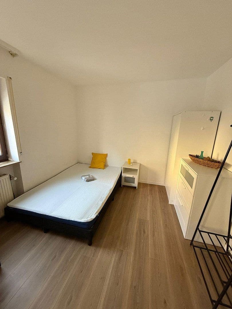 Pronájem bytu 1+1 23 m², Erlangen, Bavorsko Pronájem bytu 1+1 23 m², Erlangen, Bavorsko