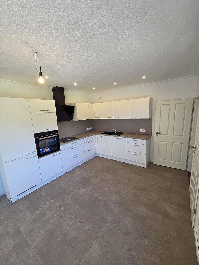 Pronájem domu 93 m², pozemek 327 m², Rheine, Severní Porýní-Vestfálsko Pronájem domu 93 m², pozemek 327 m², Rheine, Severní Porýní-Vestfálsko