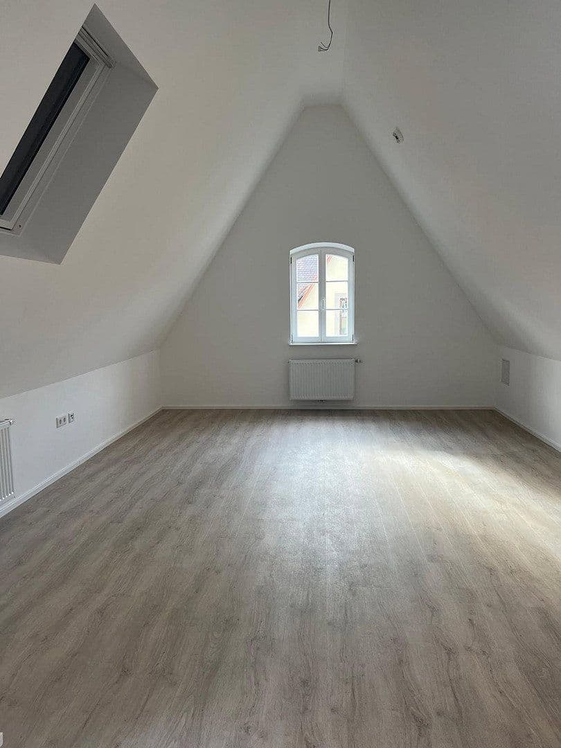 Pronájem bytu 5+1 120 m², Galgengasse 1-3, Rothenburg ob der Tauber, Bavorsko Pronájem bytu 5+1 120 m², Galgengasse 1-3, Rothenburg ob der Tauber, Bavorsko